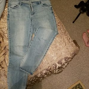 Women's jeans